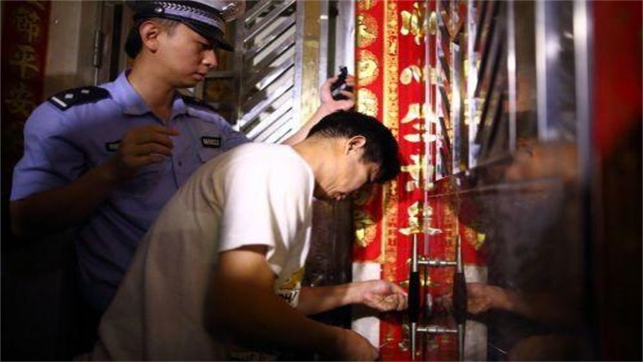 西秀区请开锁师傅开了锁后，师傅